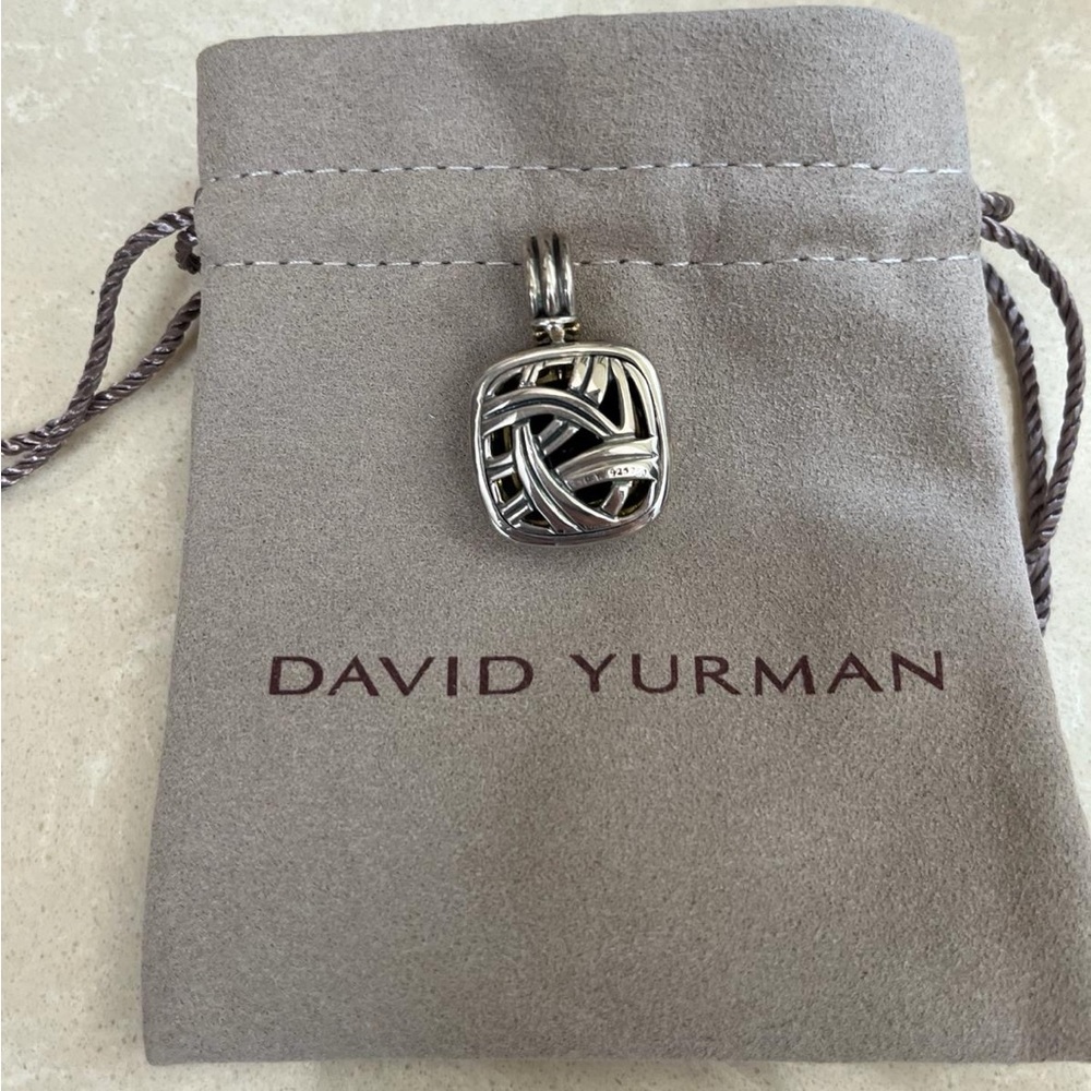 David Yurman Albion pendant in 18k & sterling silver with faceted garnet - Picture 2 of 2